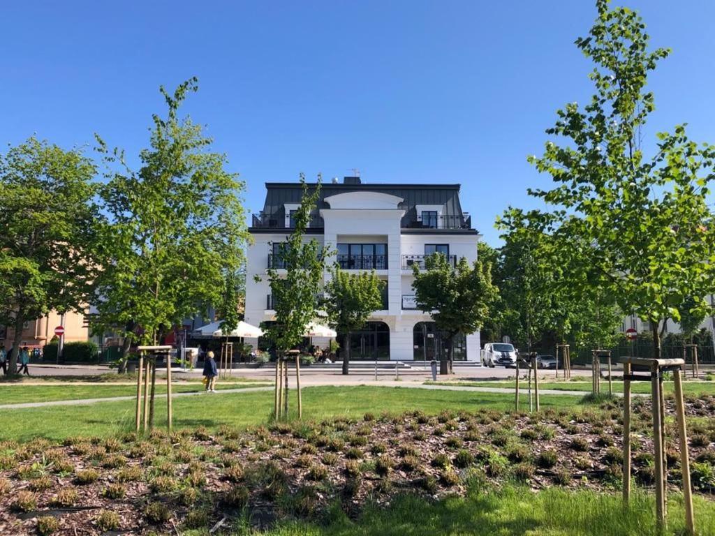Luxury Apartments In Residence Maritime 미엥지즈드로예 외부 사진