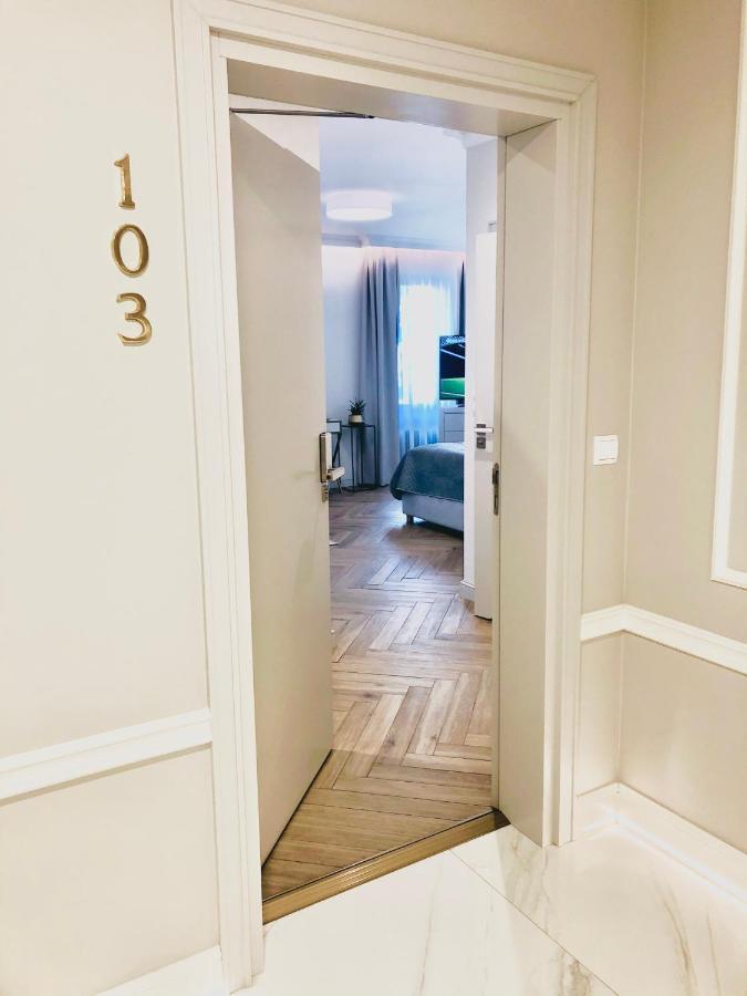 Luxury Apartments In Residence Maritime 미엥지즈드로예 외부 사진