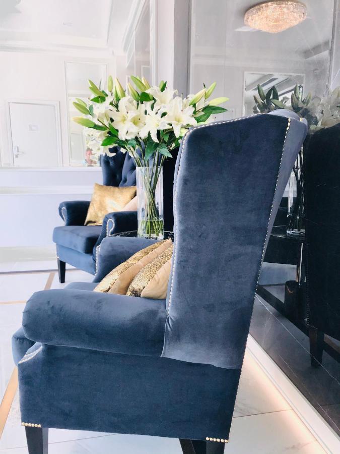 Luxury Apartments In Residence Maritime 미엥지즈드로예 외부 사진